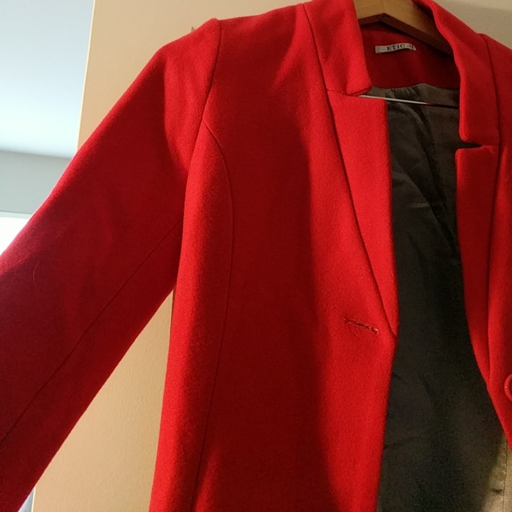 Red Coat - image 2